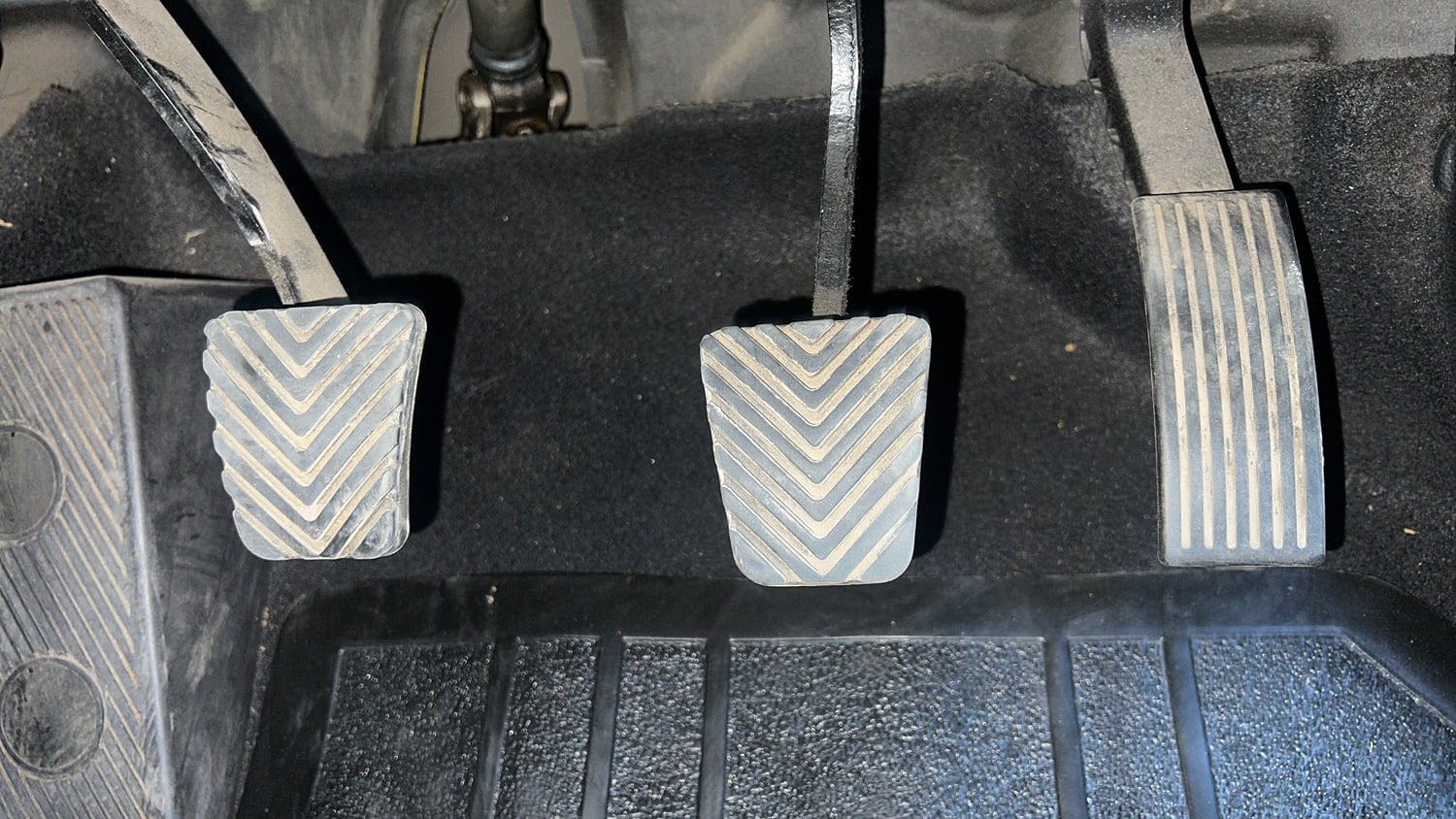 Used 2017 Hyundai Elite i20 Asta 1.2 Petrol Manual interior PEDALS VIEW