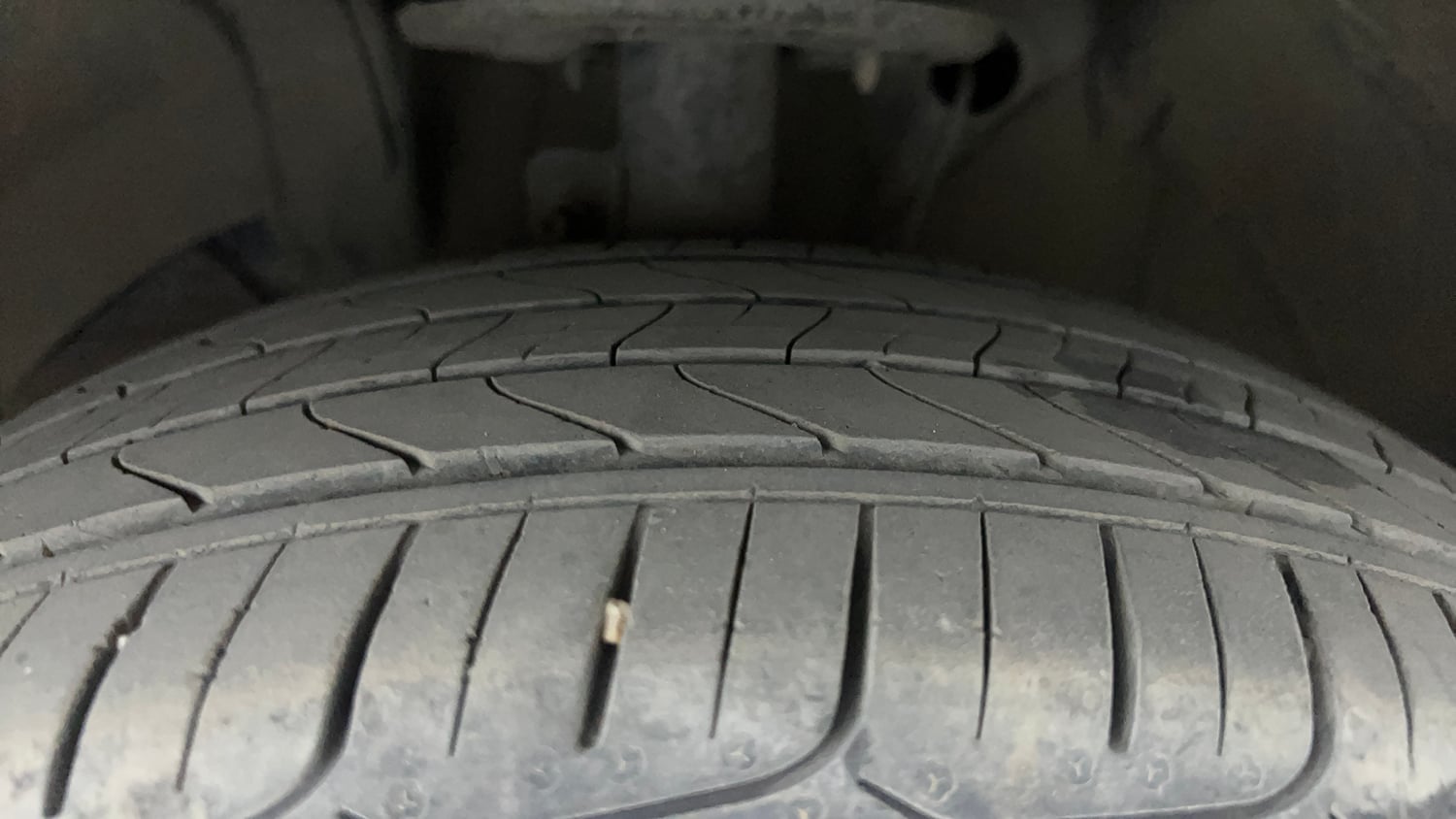 Used 2020 Maruti Suzuki Baleno Zeta Automatic Petrol Automatic tyres LEFT FRONT TYRE TREAD VIEW