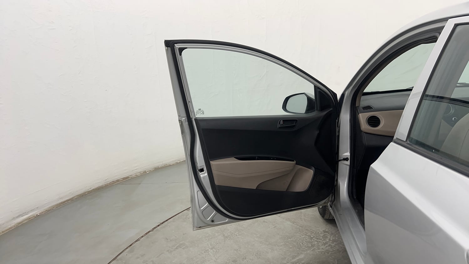 Used 2015 Hyundai Grand i10 Magna 1.2 Kappa VTVT Petrol Manual interior LEFT FRONT DOOR OPEN VIEW