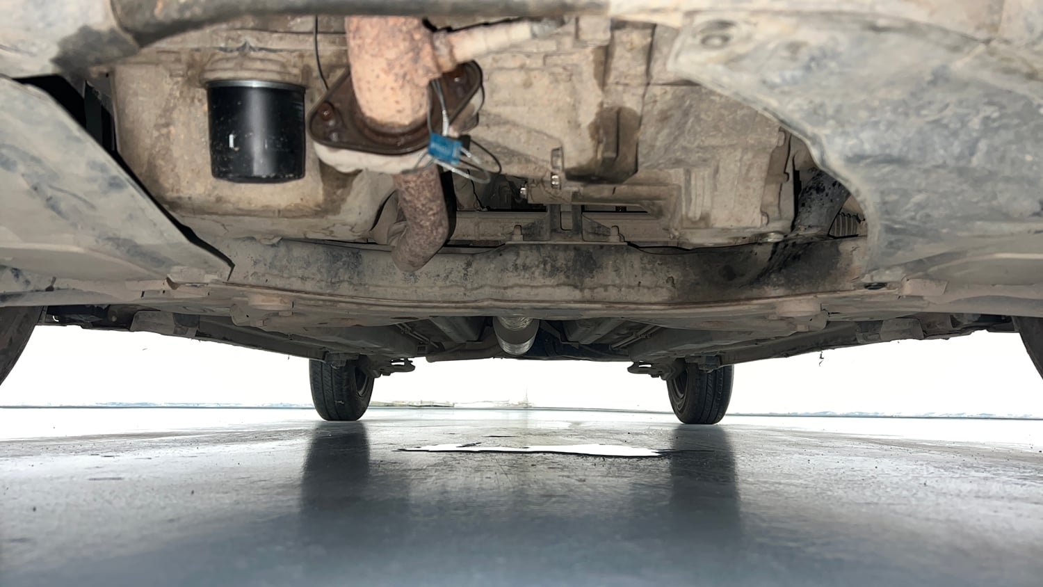 Used 2017 Maruti Suzuki Swift VXi Petrol Manual extra FRONT LEFT UNDERBODY VIEW