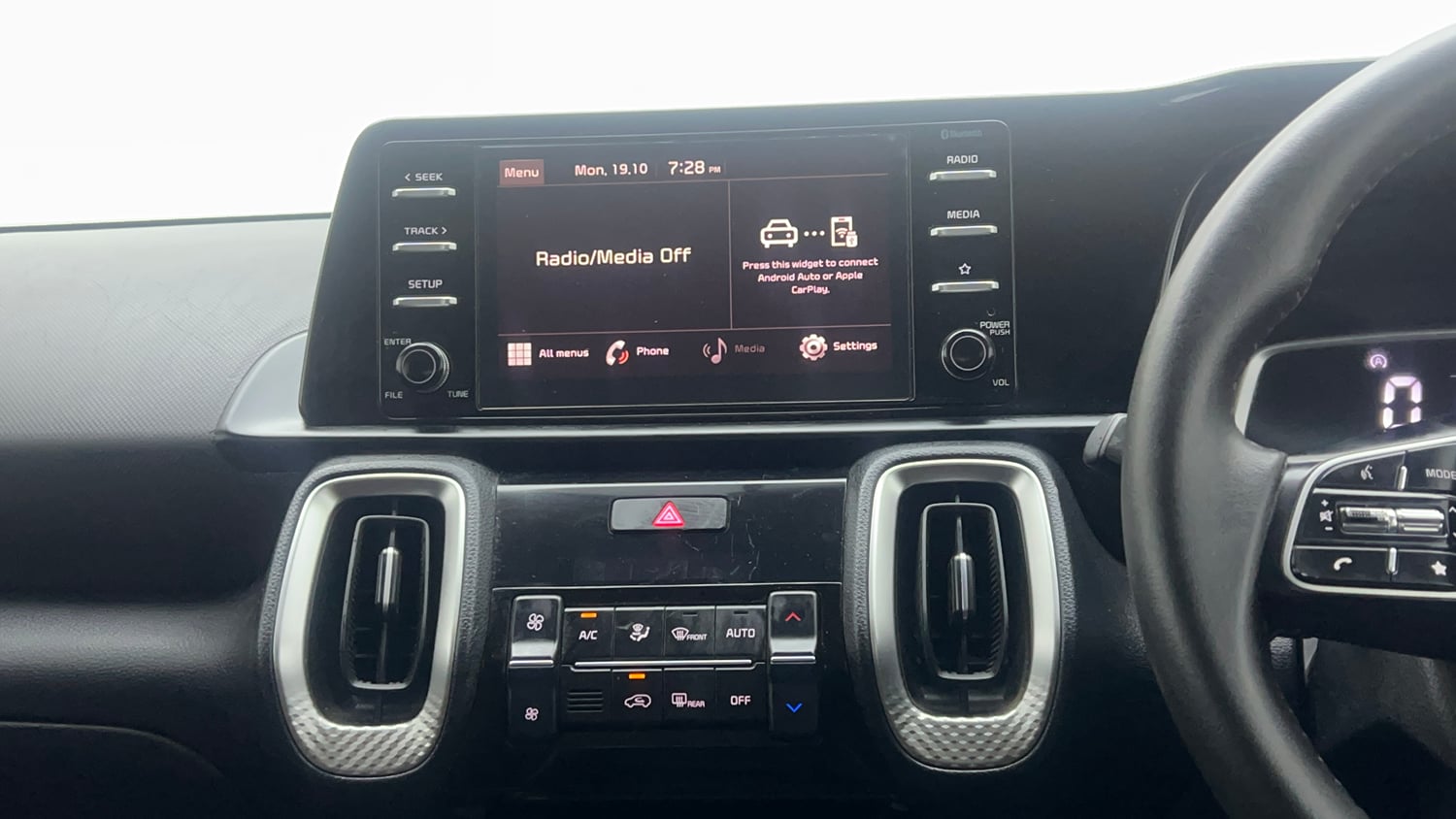 Used 2024 Kia Sonet HTK Plus 1.2 Petrol+Cng (outside fitted) Cng Manual interior MUSIC SYSTEM & AC CONTROL VIEW