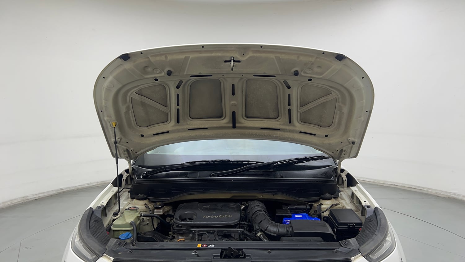 Used 2019 Hyundai Venue SX Plus 1.0 Turbo DCT Petrol Automatic engine ENGINE & BONNET OPEN FRONT VIEW