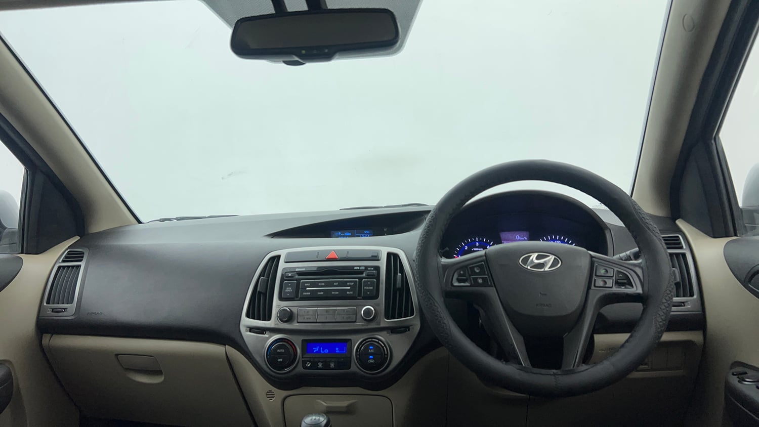 Used 2012 Hyundai i20 Asta 1.4 CRDI Diesel Manual interior DASHBOARD VIEW
