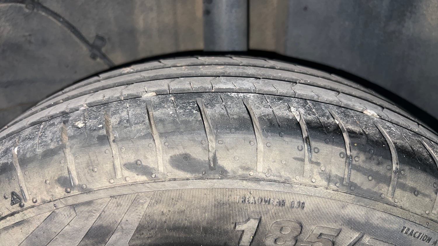 Used 2023 Tata Punch Adventure MT Petrol Manual tyres LEFT REAR TYRE TREAD VIEW