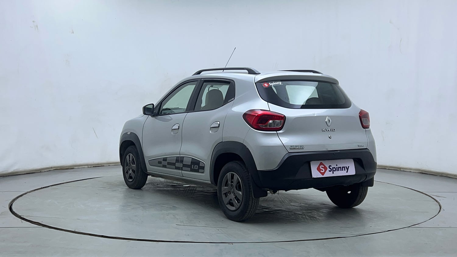 Used 2017 Renault Kwid 1.0 RXT AMT Petrol Automatic exterior LEFT REAR CORNER VIEW