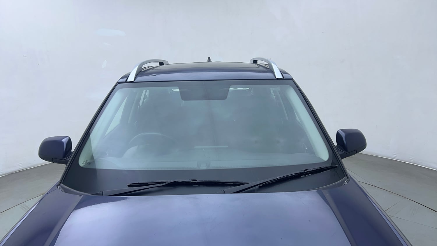 Used 2022 Hyundai Venue SX Plus 1.0 Turbo DCT Petrol Automatic exterior FRONT WINDSHIELD VIEW