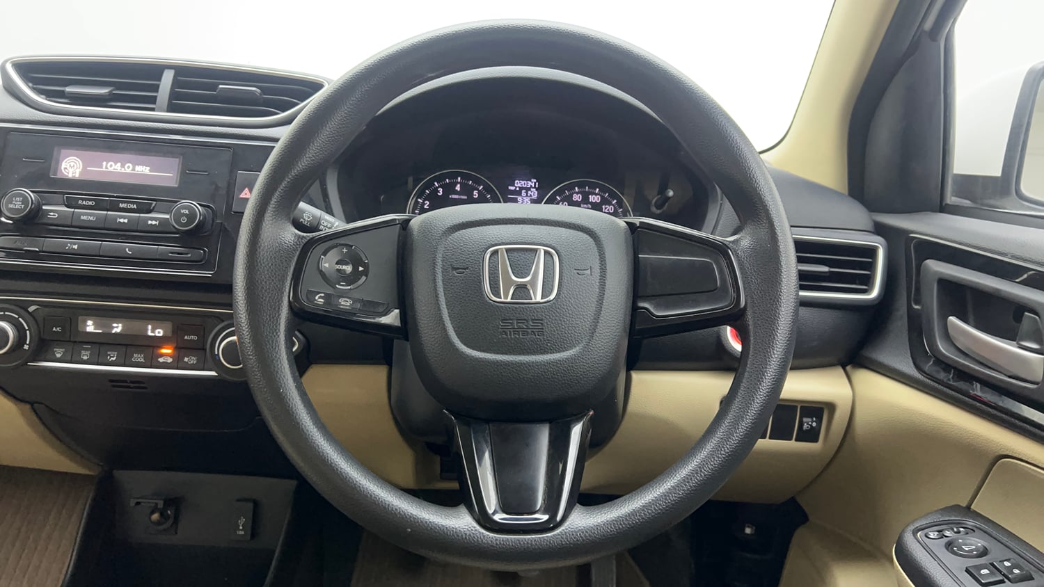 Used 2019 Honda Amaze 1.2 V MT Petrol Petrol Manual interior STEERING VIEW