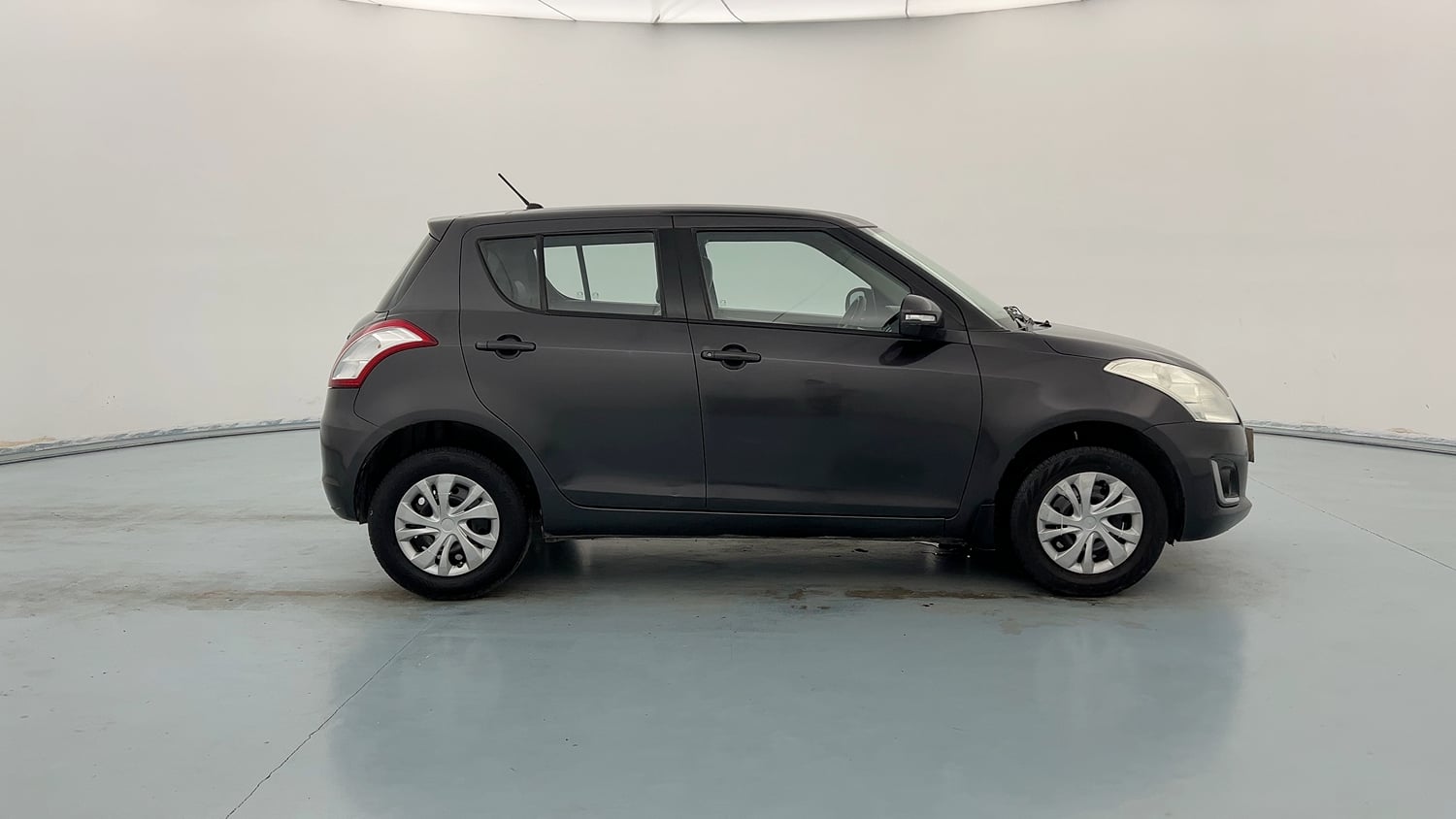 Used 2017 Maruti Suzuki Swift VXi Petrol Manual exterior RIGHT SIDE VIEW
