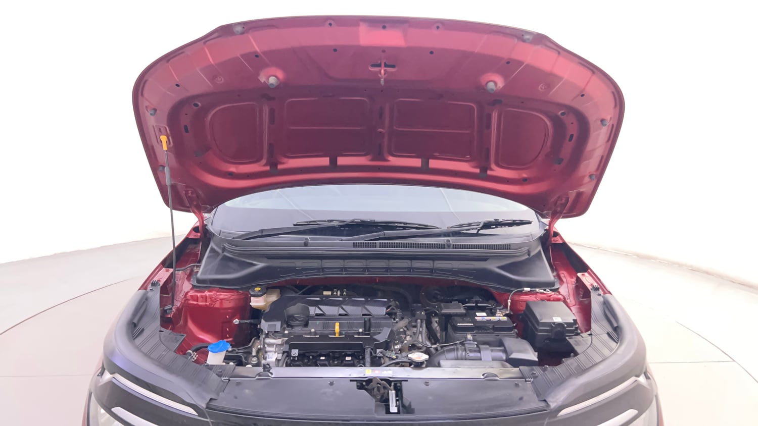 Used 2025 Kia Carens Premium (O) 1.5 Petrol 7 STR Petrol Manual engine ENGINE & BONNET OPEN FRONT VIEW
