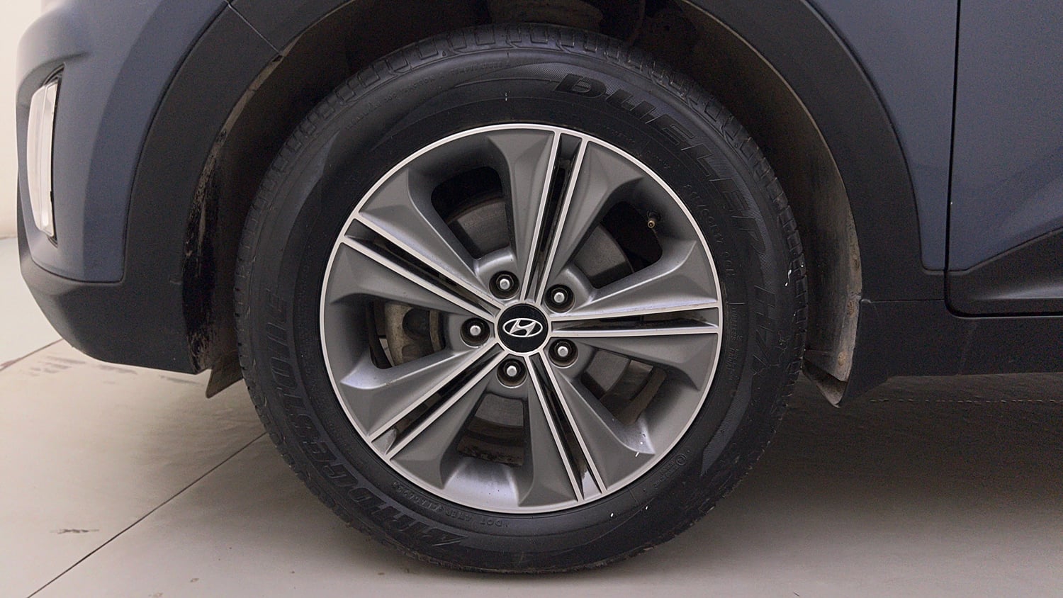 Used 2016 Hyundai Creta 1.6 SX Plus AT Petrol Petrol Automatic tyres LEFT FRONT TYRE RIM VIEW