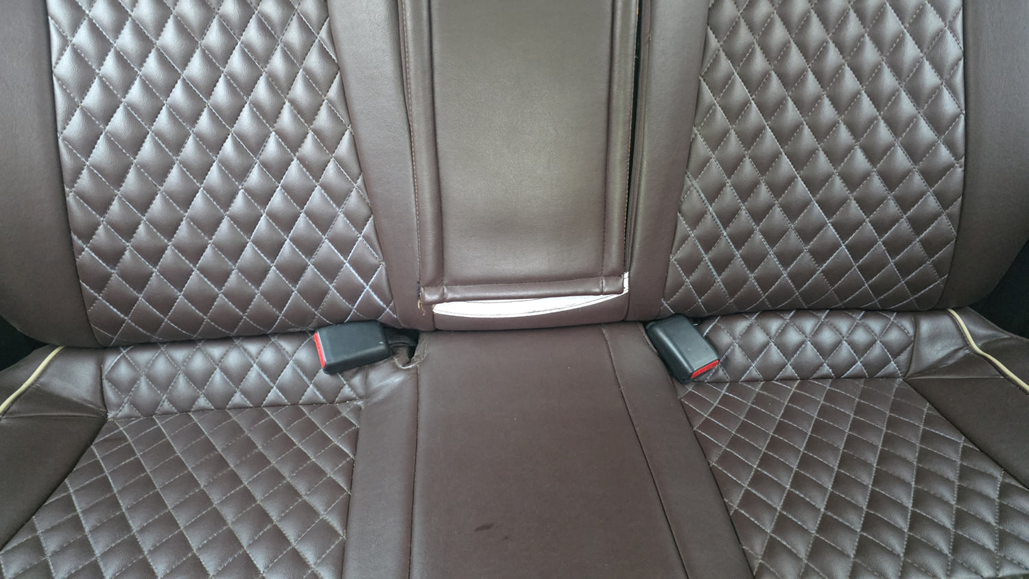 Used 2019 Hyundai Elite i20 Asta 1.2 (O) Petrol Manual interior REAR SEAT CONDITION VIEW