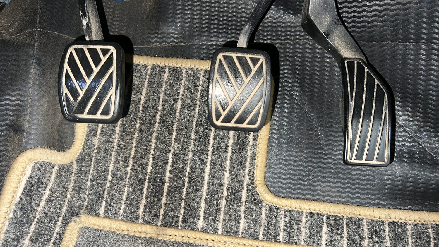Used 2022 Maruti Suzuki S-Cross Zeta Petrol Manual interior PEDALS VIEW
