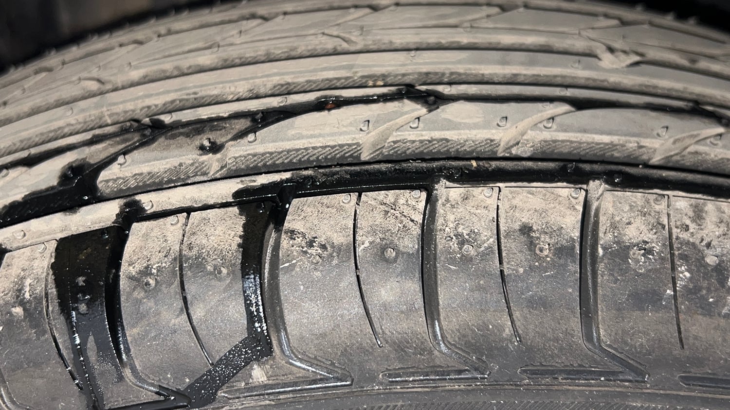 Used 2020 Maruti Suzuki Swift VXi Petrol Manual tyres RIGHT REAR TYRE TREAD VIEW