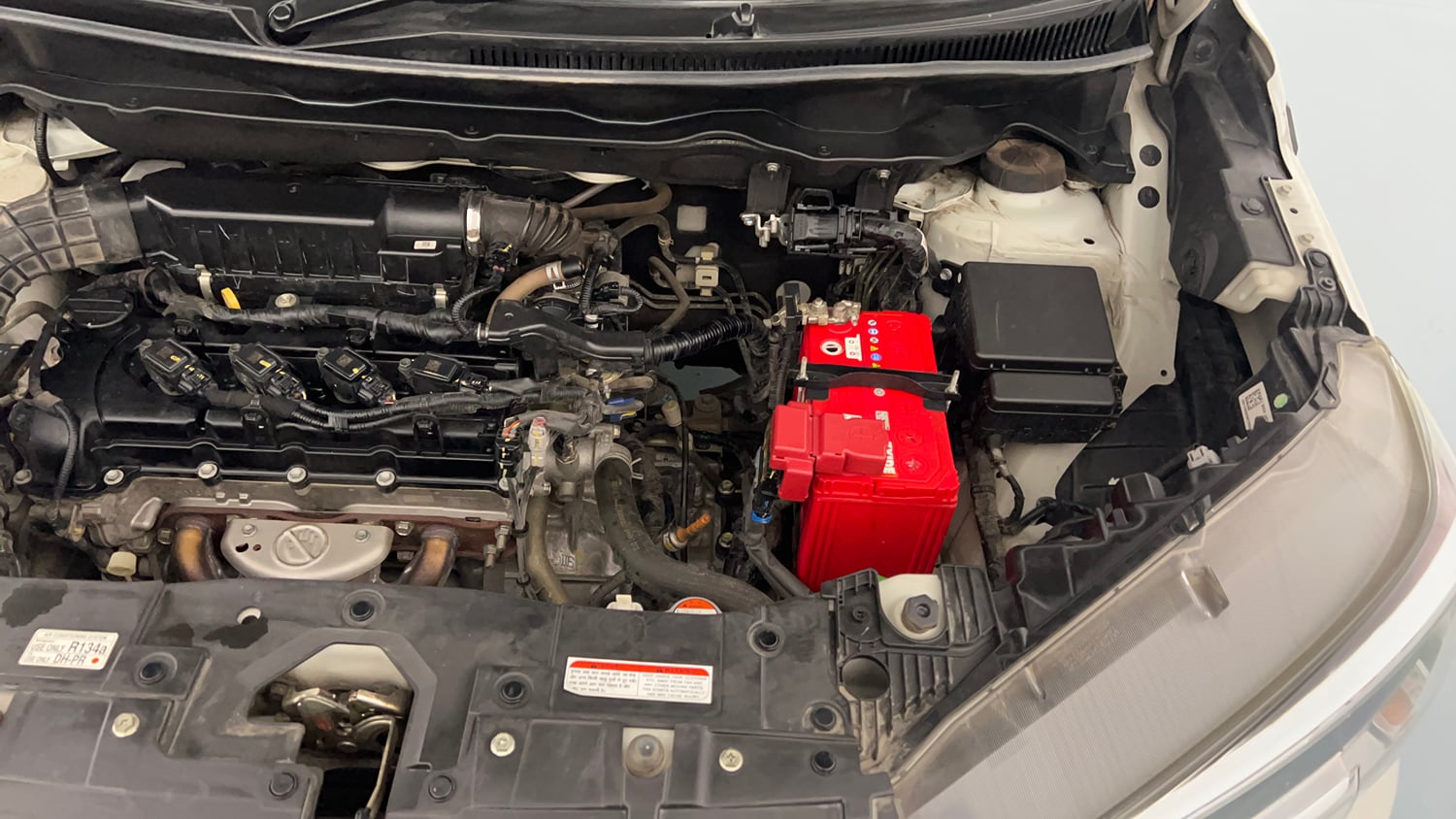 Used 2021 Maruti Suzuki XL6 Zeta AT Petrol Petrol Automatic engine ENGINE LEFT SIDE VIEW