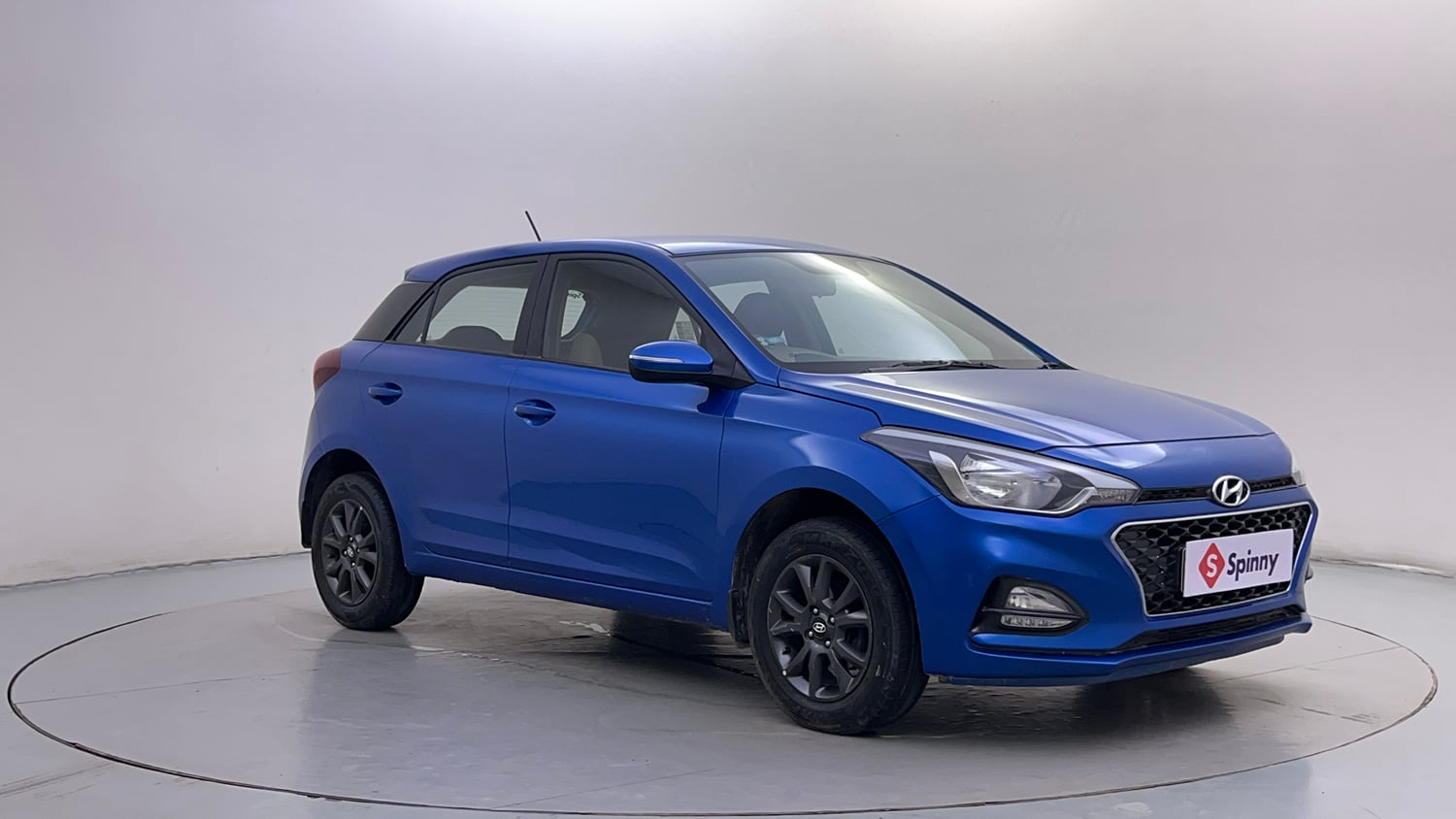 Used 2019 Hyundai Elite i20 Sportz Plus 1.2 CVT Petrol Automatic exterior RIGHT FRONT CORNER VIEW