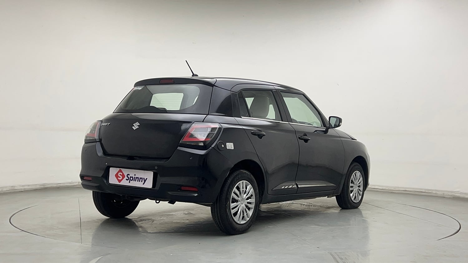 Used 2025 Maruti Suzuki Swift VXi CNG Cng Manual exterior RIGHT REAR CORNER VIEW