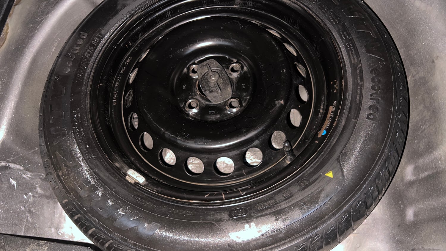Used 2019 Maruti Suzuki Baleno Delta Petrol Manual tyres SPARE TYRE VIEW