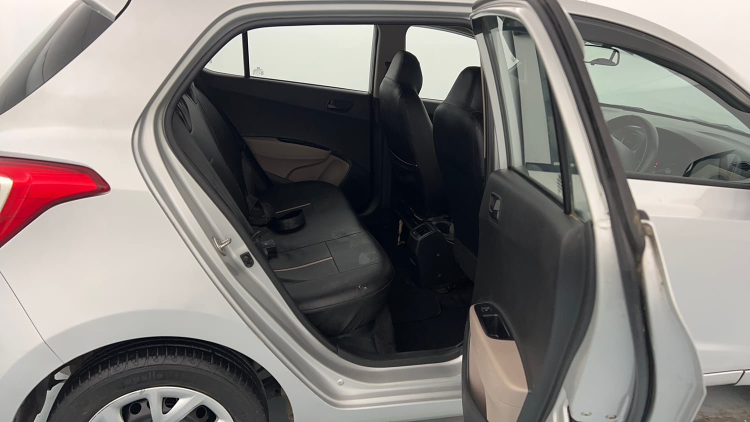Used 2019 Hyundai Grand i10 Magna 1.2 Kappa VTVT Petrol Manual interior RIGHT SIDE REAR DOOR CABIN VIEW