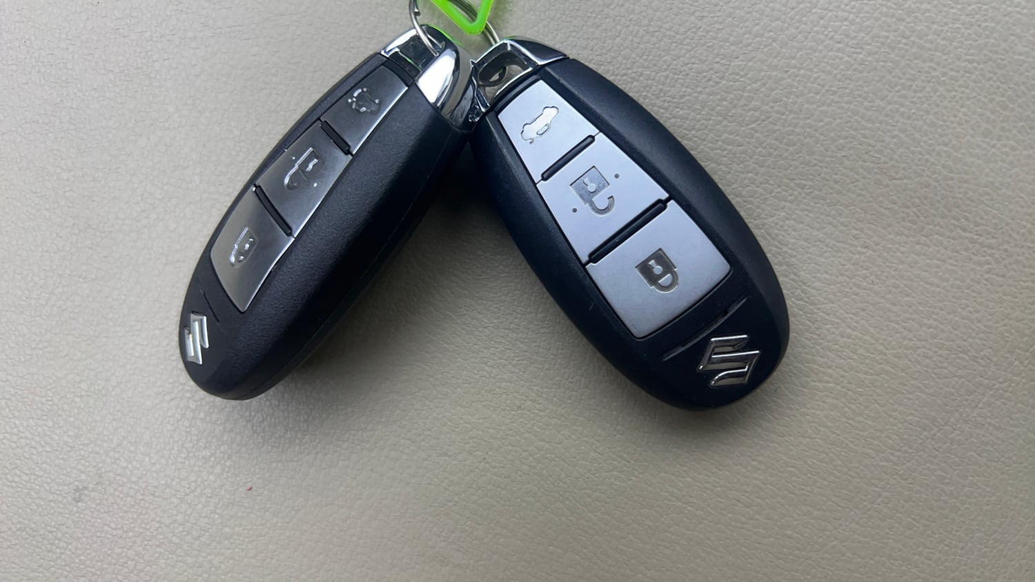 Used 2020 Maruti Suzuki Ciaz Alpha 1.5 AT Petrol Automatic interior PEDALS VIEW