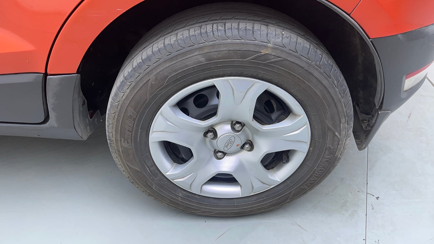 Used 2017 Ford EcoSport Trend+ 1.5L TDCi Diesel Manual tyres LEFT REAR TYRE RIM VIEW