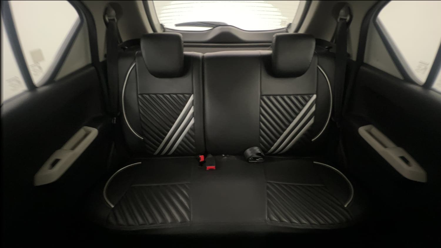 Used 2022 Maruti Suzuki Ignis Zeta 1.2 MT Petrol Manual interior REAR SEAT CONDITION VIEW