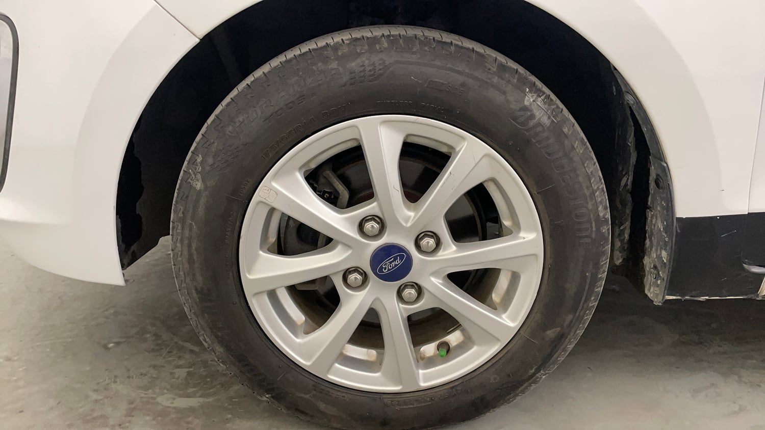 Used 2019 Ford Figo Titanium 1.5 Ti-VCT AT Petrol Automatic tyres LEFT FRONT TYRE RIM VIEW