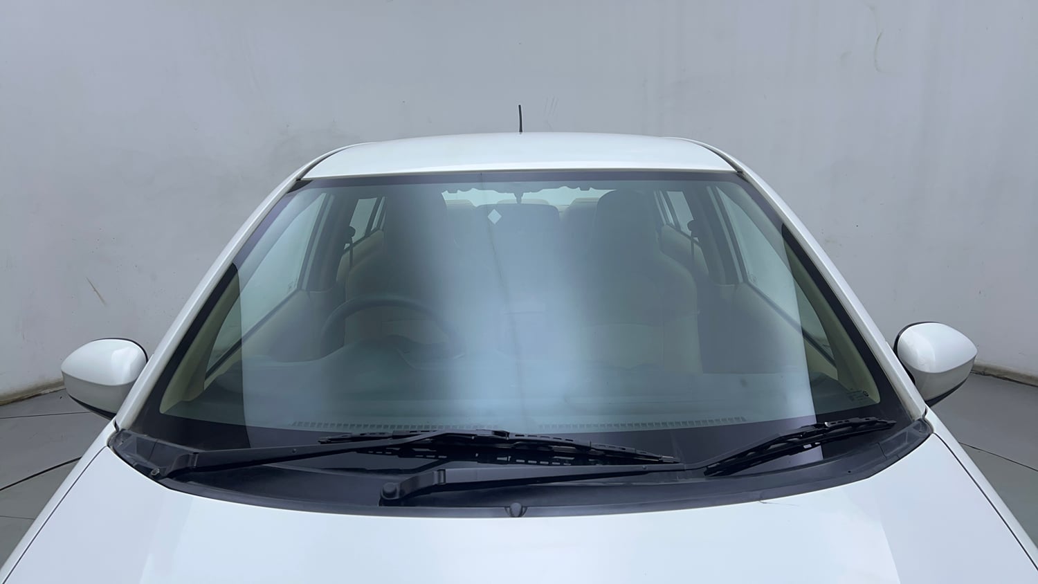 Used 2015 Honda Amaze 1.5 S i-DTEC Diesel Manual exterior FRONT WINDSHIELD VIEW