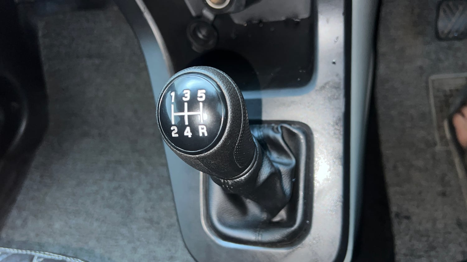 Used 2025 Maruti Suzuki Wagon R VXI 1.0 Petrol Manual interior GEAR  KNOB VIEW