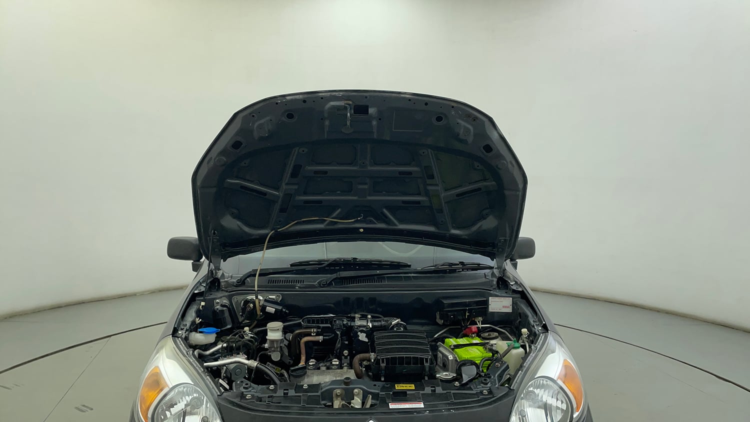 Used 2022 Maruti Suzuki Alto 800 LXi (O) Petrol Manual engine ENGINE & BONNET OPEN FRONT VIEW