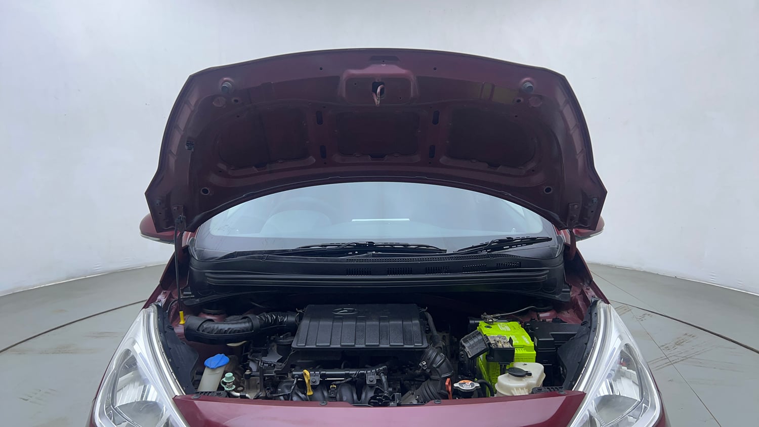 Used 2016 Hyundai Grand i10 Asta AT 1.2 Kappa VTVT Petrol Automatic engine ENGINE & BONNET OPEN FRONT VIEW