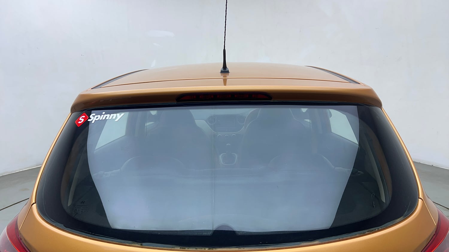 Used 2018 Hyundai Grand i10 Magna 1.2 Kappa VTVT Petrol Manual exterior BACK WINDSHIELD VIEW