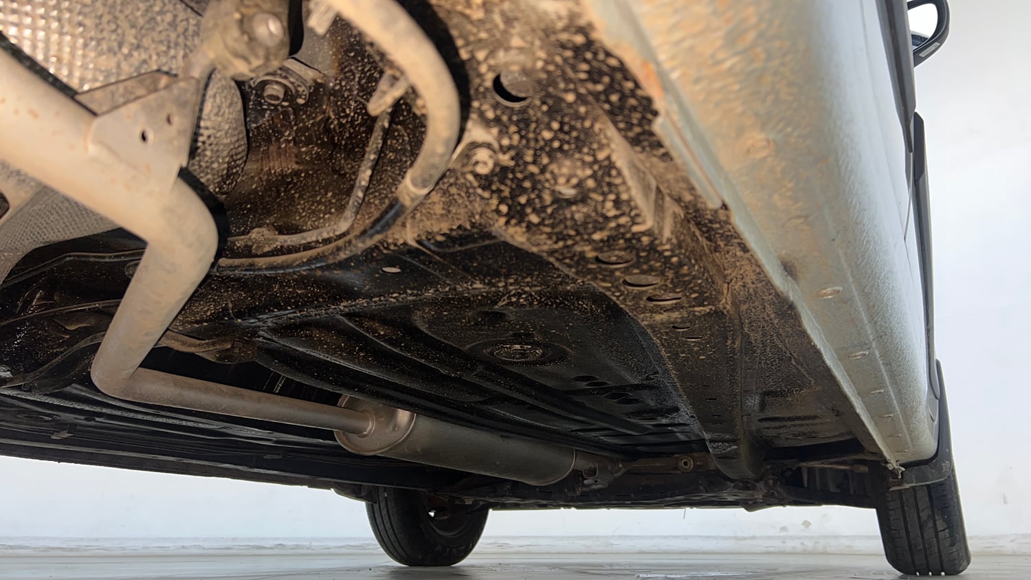Used 2025 Maruti Suzuki Wagon R VXI 1.0 Petrol Manual extra REAR RIGHT UNDERBODY VIEW