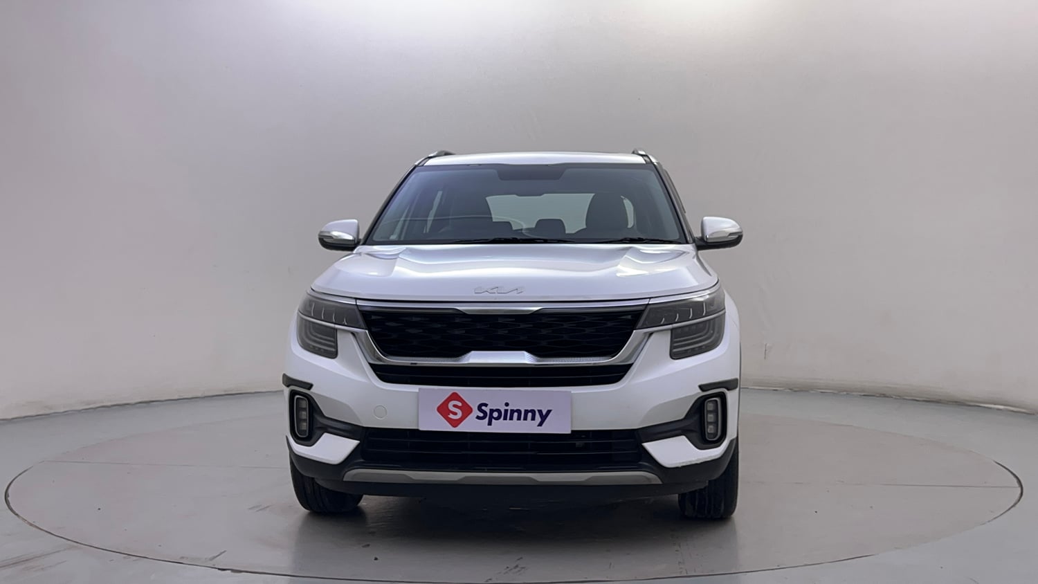 Used 2022 Kia Seltos HTX 1.5 Petrol Manual exterior FRONT VIEW