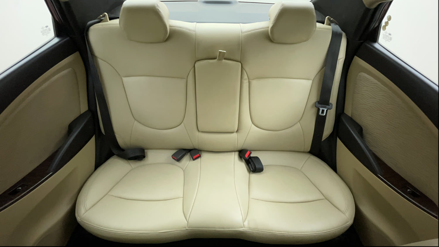 Used 2013 Hyundai Verna Fluidic 1.6 VTVT SX Petrol Manual interior REAR SEAT CONDITION VIEW