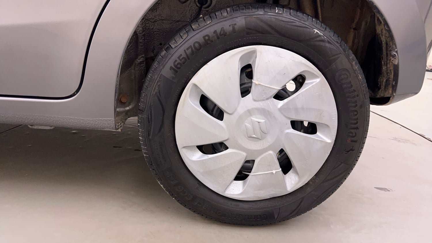 Used 2017 Maruti Suzuki Celerio ZXI (O) AMT Petrol Automatic tyres LEFT REAR TYRE RIM VIEW