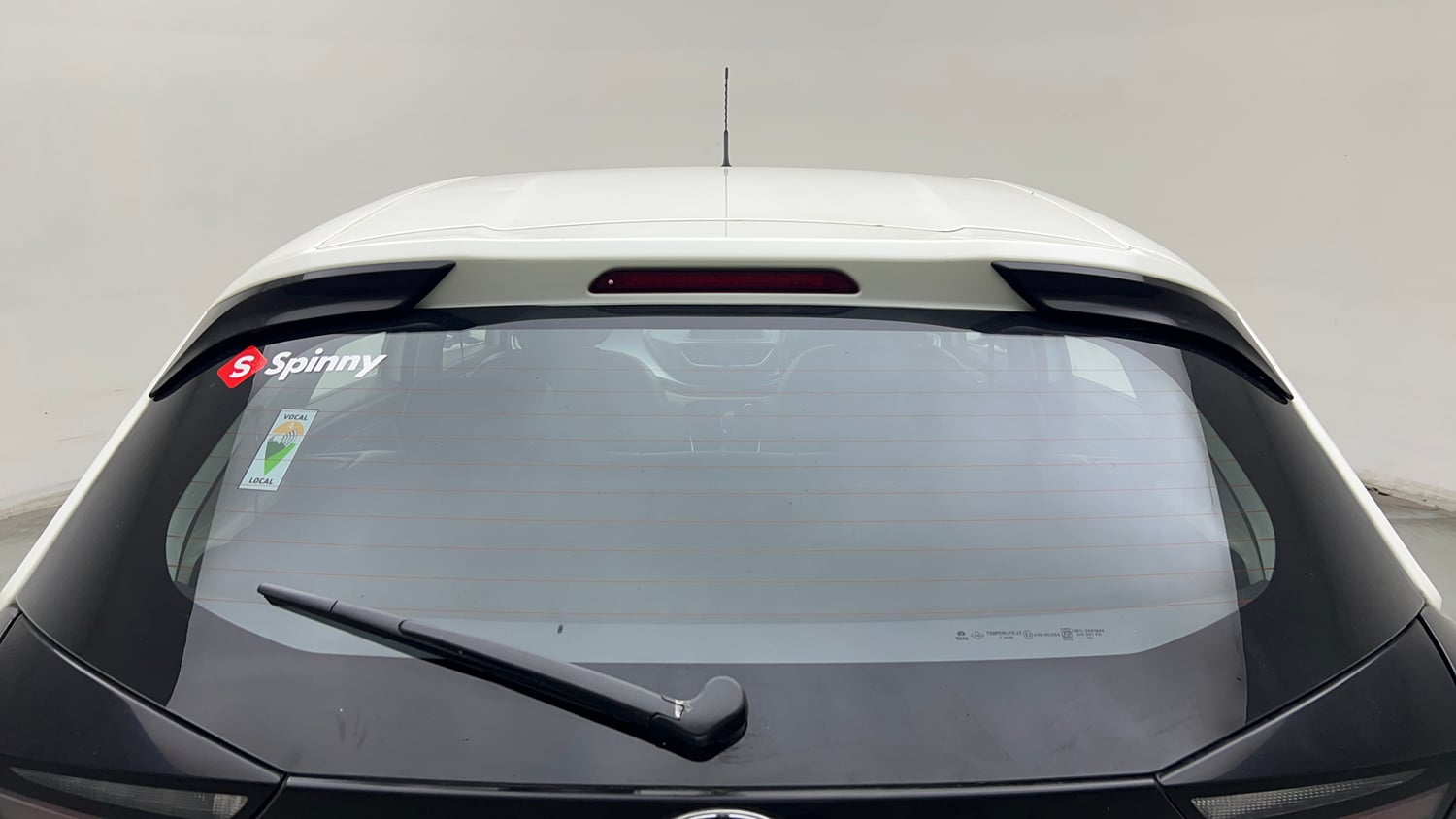 Used 2023 Tata Altroz XZA Petrol Petrol Automatic exterior BACK WINDSHIELD VIEW