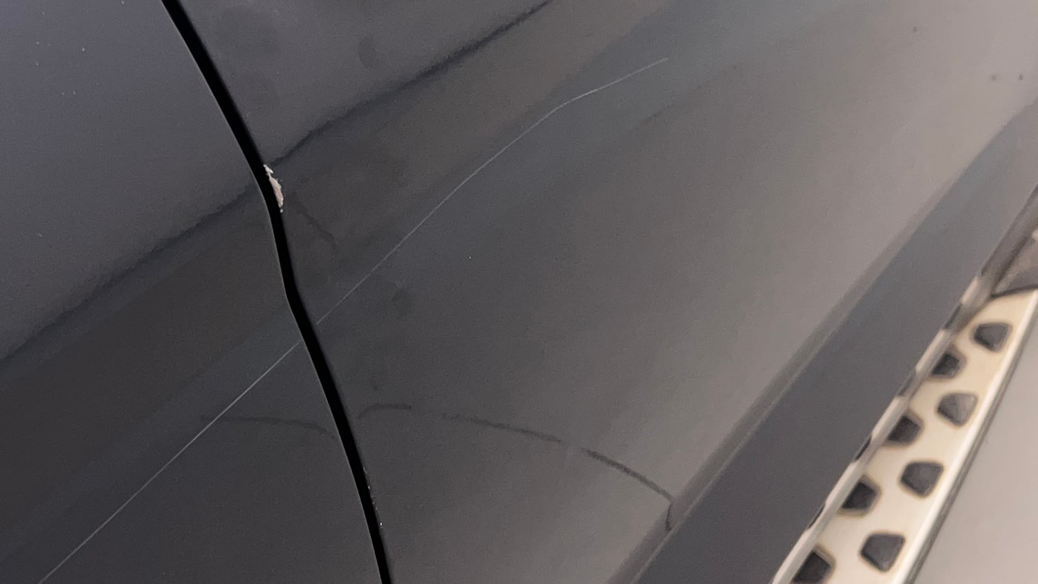 Used 2022 Hyundai Alcazar Signature (O) 7 Seater 1.5 Diesel AT Diesel Automatic dents MINOR SCRATCH