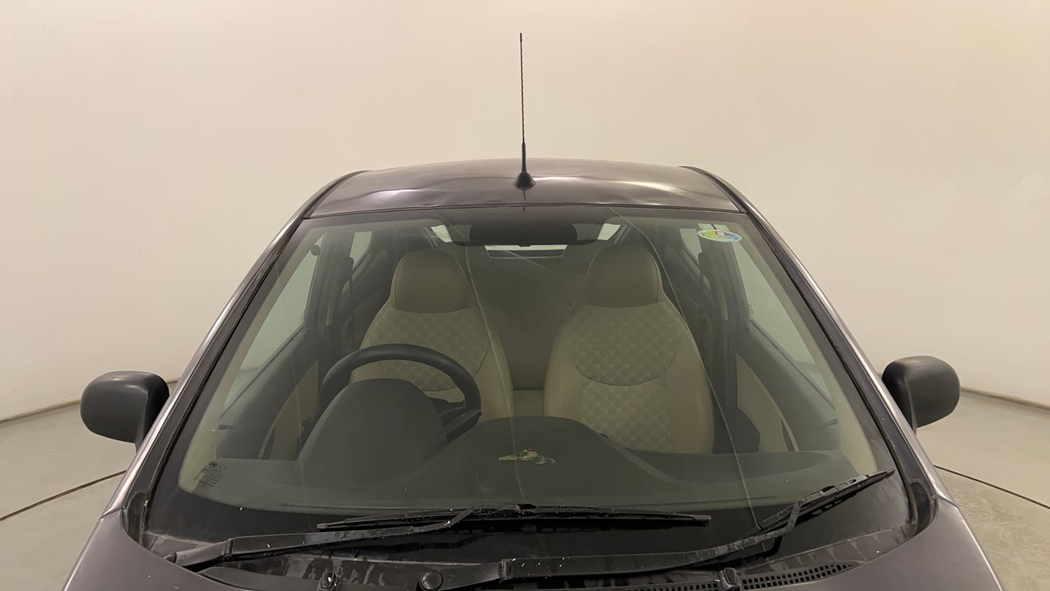 Used 2017 Hyundai Eon Magna + Petrol Manual exterior FRONT WINDSHIELD VIEW