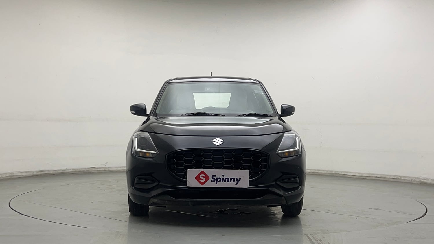 Used 2025 Maruti Suzuki Swift VXi CNG Cng Manual exterior FRONT VIEW