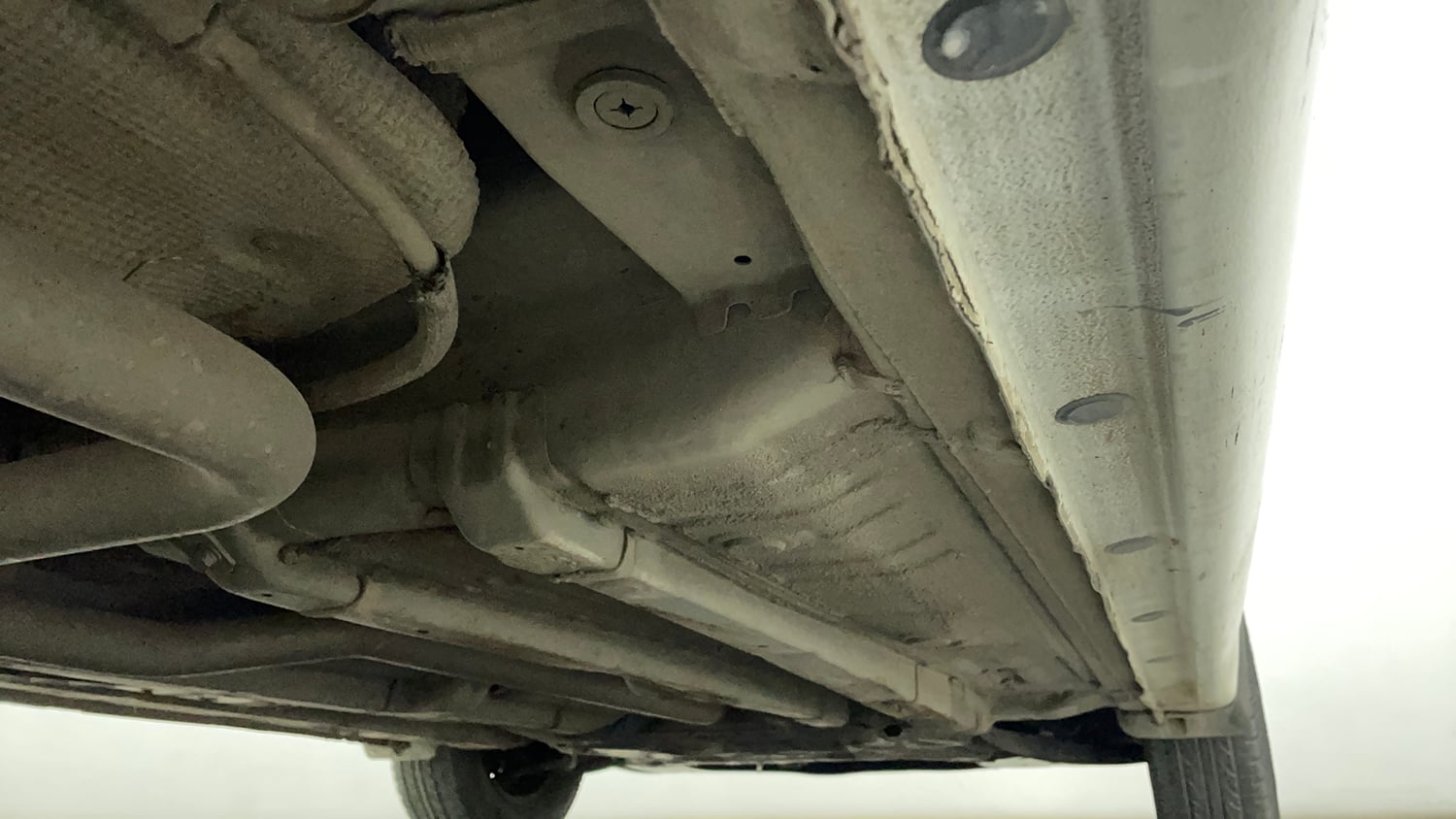 Used 2016 Hyundai Elite i20 Sportz 1.4 CRDI Diesel Manual extra REAR RIGHT UNDERBODY VIEW
