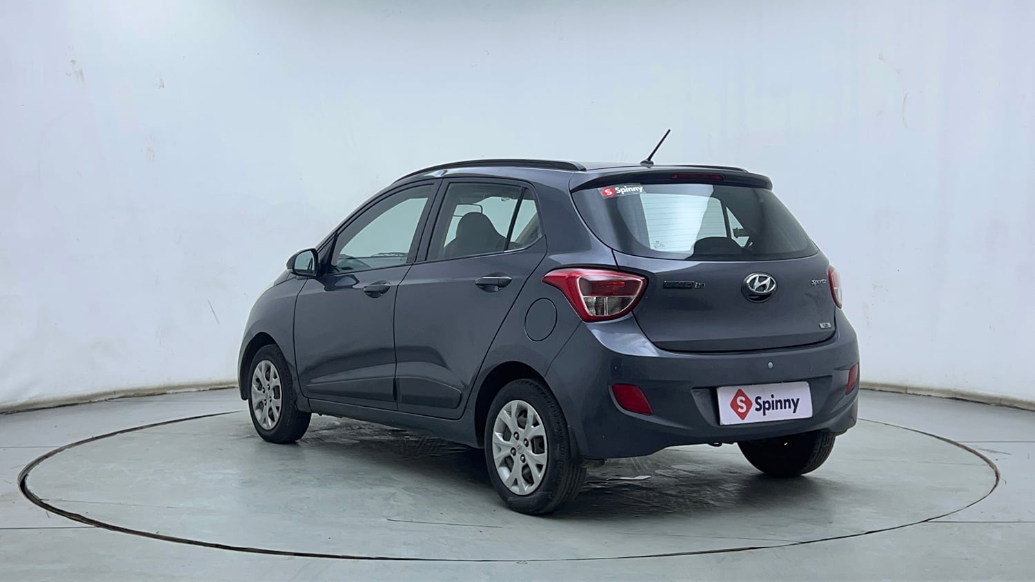 Used 2016 Hyundai Grand i10 Sportz 1.2 Kappa VTVT Petrol Manual exterior LEFT REAR CORNER VIEW