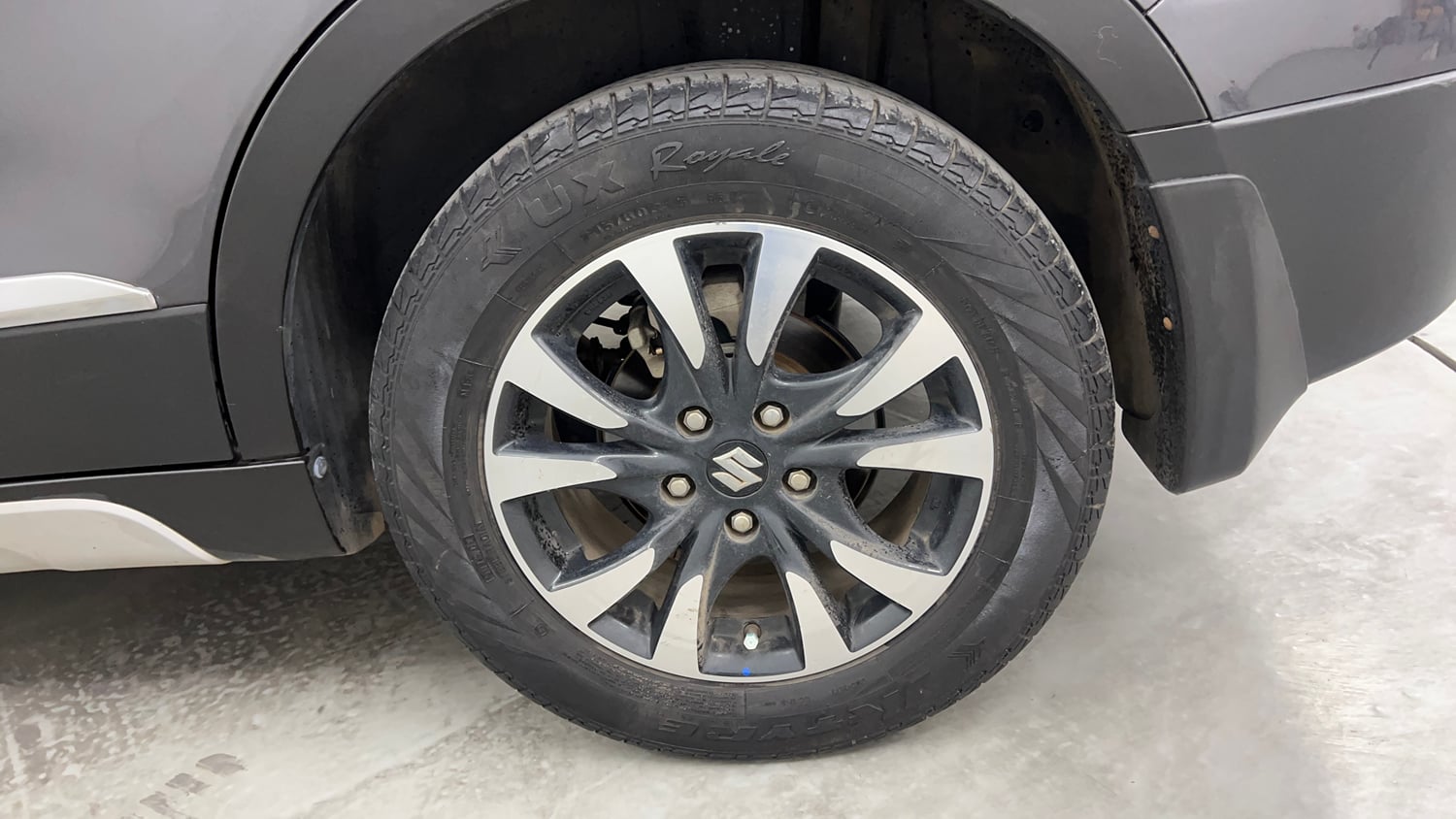 Used 2020 Maruti Suzuki S-Cross Zeta Petrol Manual tyres LEFT REAR TYRE RIM VIEW