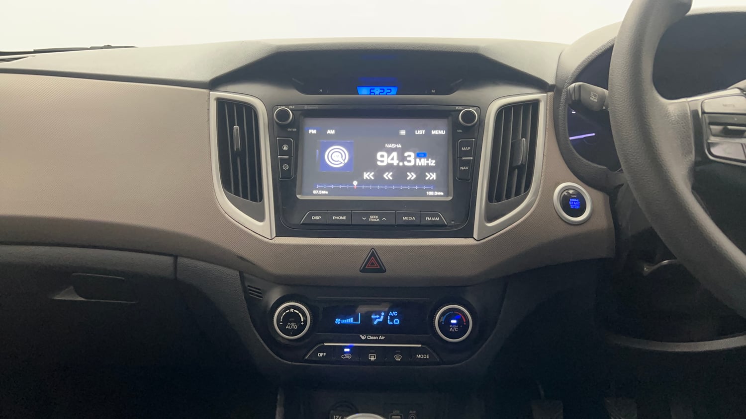 Used 2017 Hyundai Creta SX Plus 1.6  Petrol Petrol Manual top_features Integrated (in-dash) music system