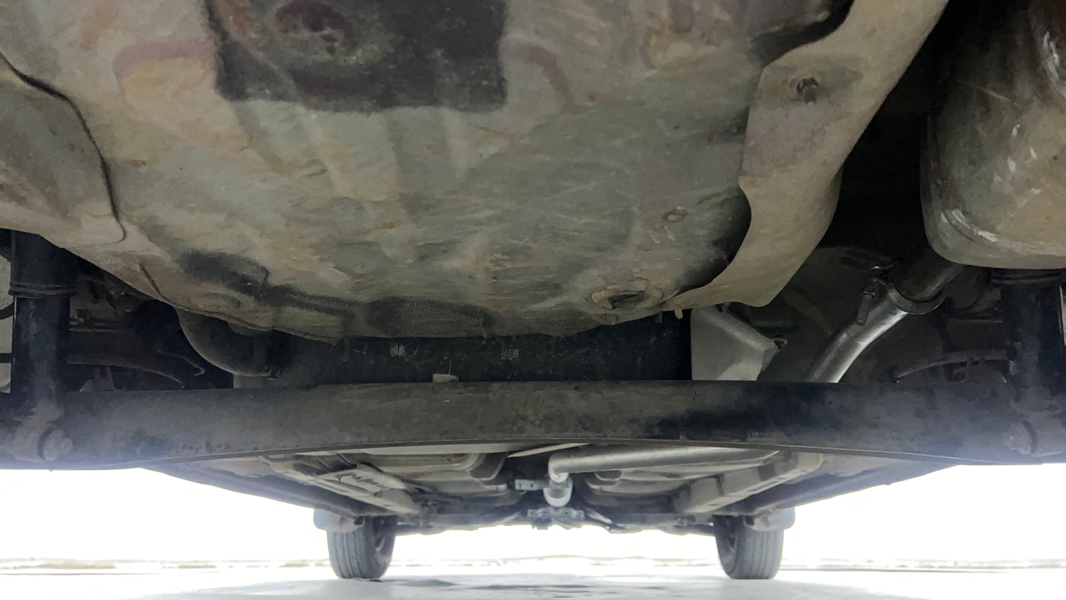 Used 2014 Hyundai i10 Era 1.1 iRDE2 Petrol Manual extra REAR UNDERBODY VIEW (TAKEN FROM REAR)