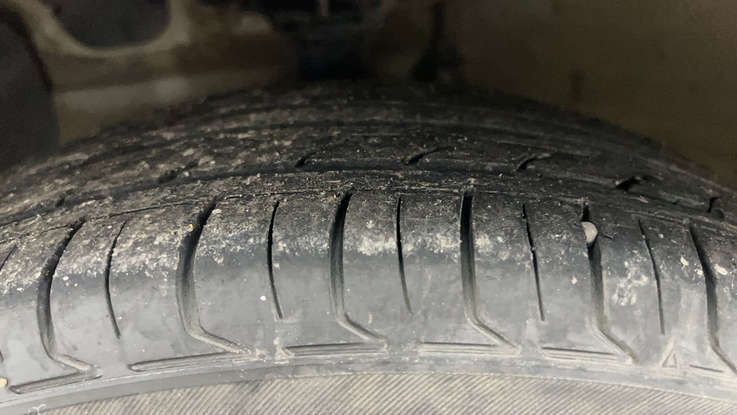 Used 2015 Hyundai Xcent S 1.2 (O) Petrol Manual tyres LEFT FRONT TYRE TREAD VIEW