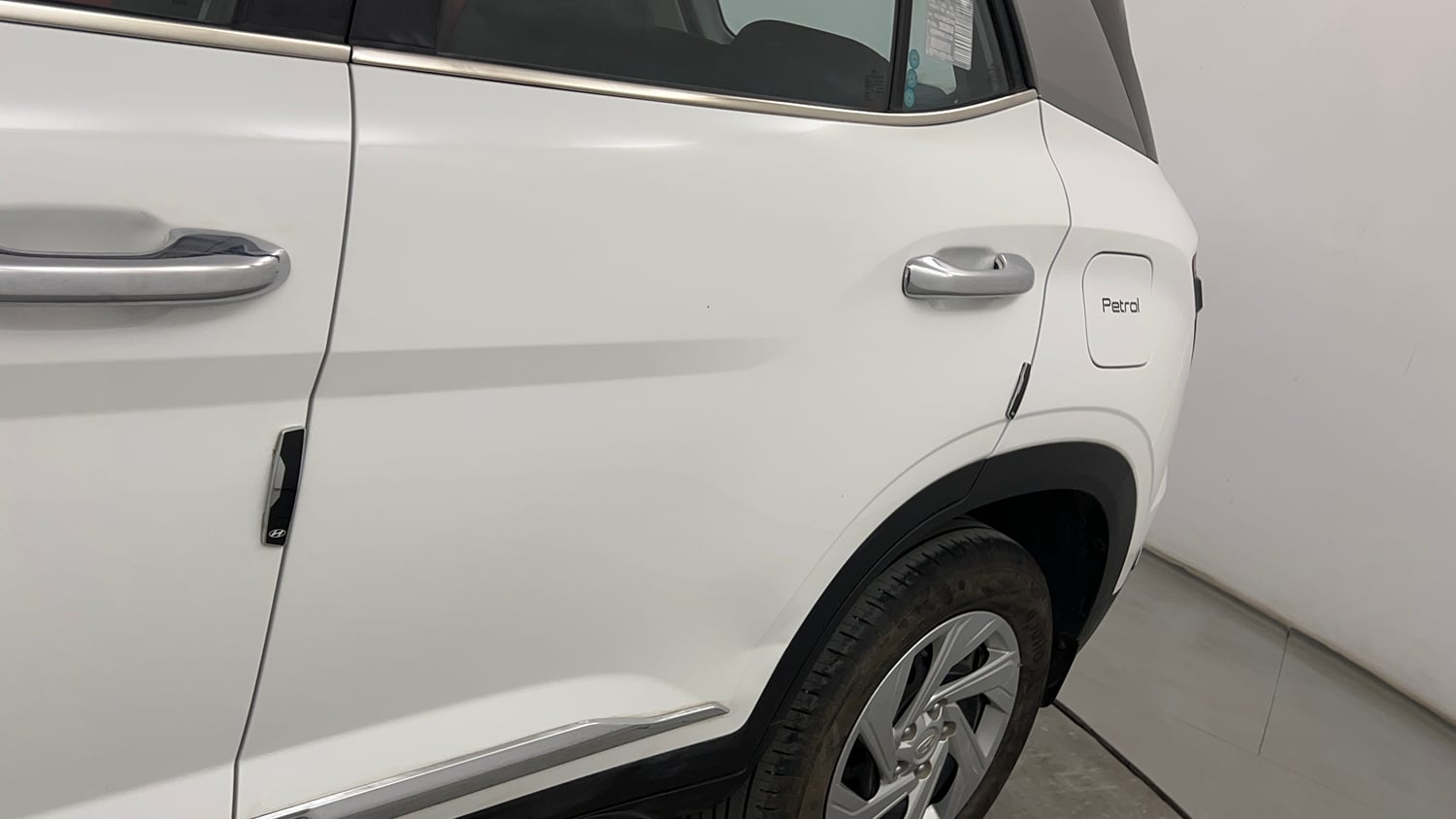 Used 2023 Hyundai Creta E 1.5 Petrol Petrol Manual dents MINOR DENT