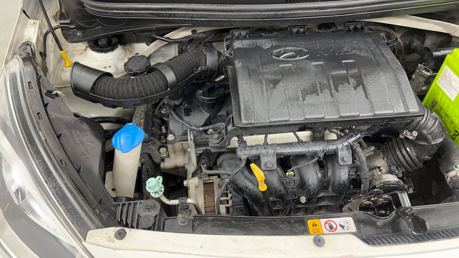 Used 2015 Hyundai Xcent S 1.2 (O) Petrol Manual engine ENGINE RIGHT SIDE VIEW
