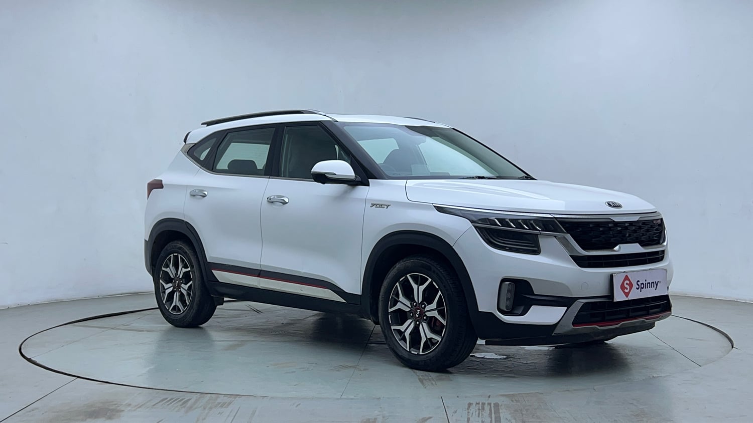 Used 2020 Kia Seltos GTX Plus DCT 1.4 Petrol Automatic exterior RIGHT FRONT CORNER VIEW