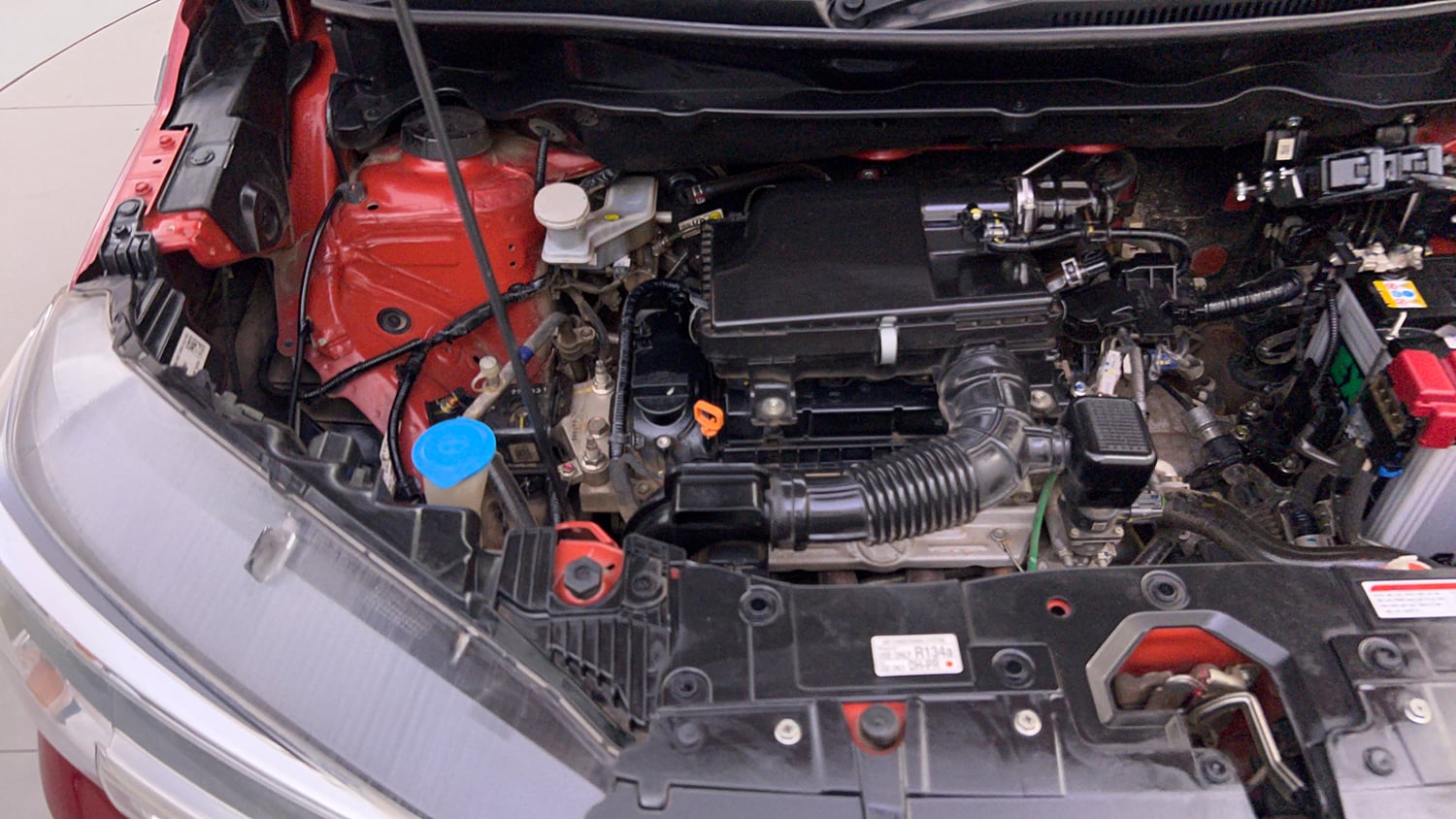 Used 2023 Maruti Suzuki XL6 Alpha Plus AT Petrol Dual Tone Petrol Automatic engine ENGINE RIGHT SIDE VIEW