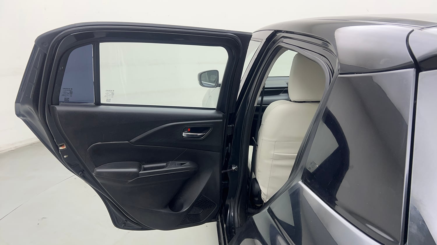 Used 2025 Maruti Suzuki Swift VXi CNG Cng Manual interior LEFT REAR DOOR OPEN VIEW